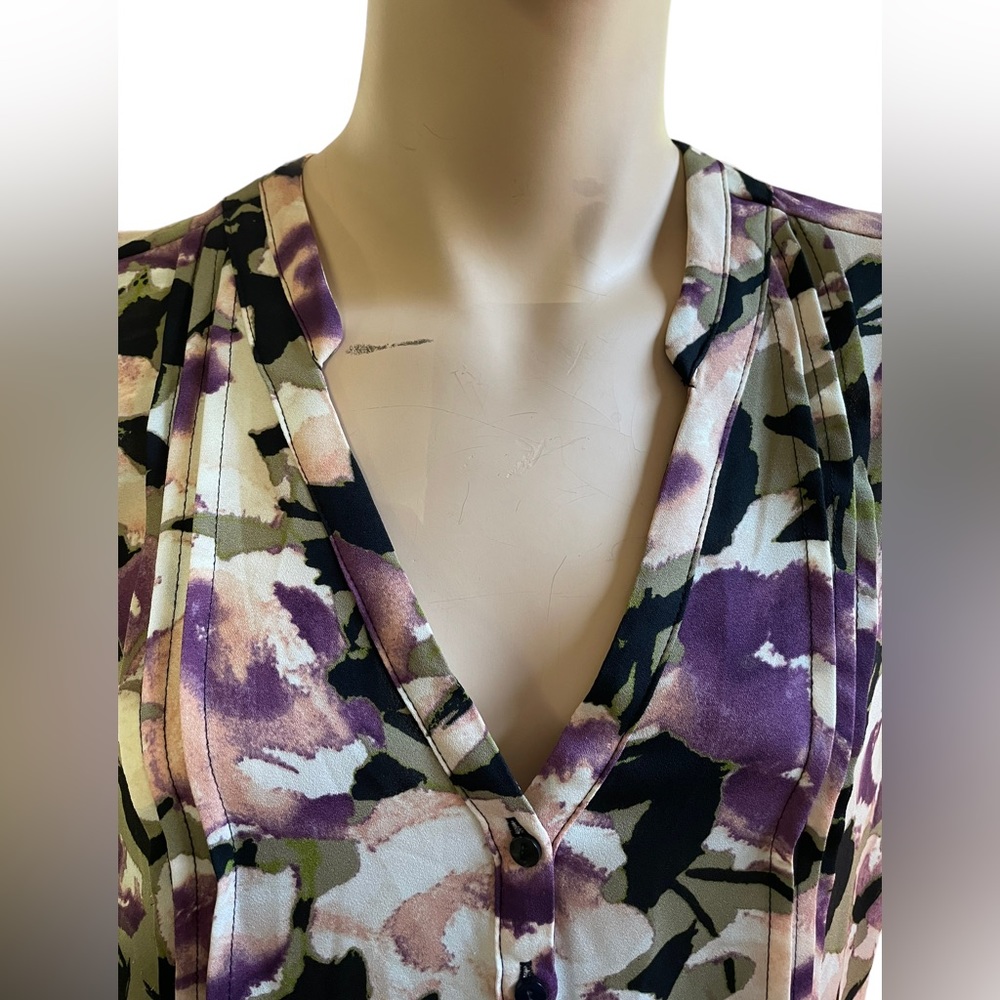 Simply Vera Vera Wang Long Sleeve V Neck 4 Button Popover Floral Blouse Large - Picture 9 of 14